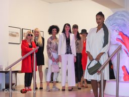 Fashion Show in der Contemplor Galerie Wien am 16. 03. 2024